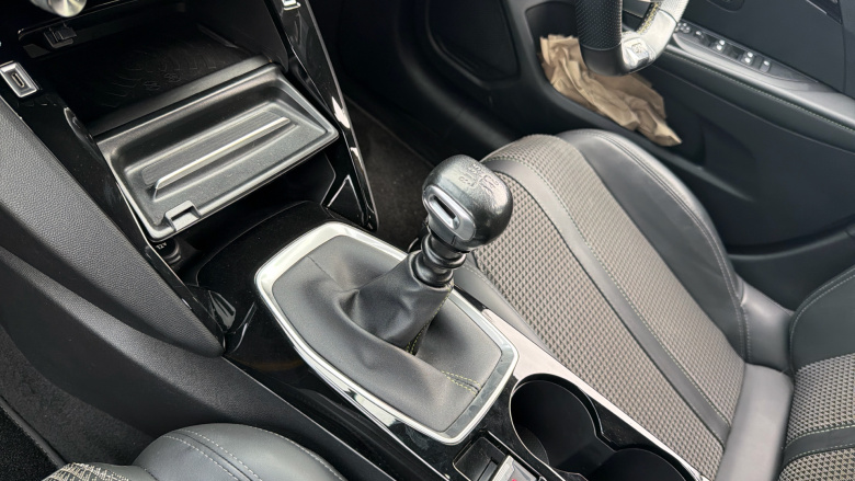 Peugeot 208 1.5 BlueHDi 100 GT 5dr Diesel Hatchback